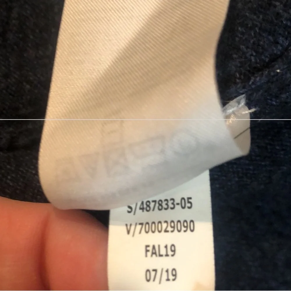 Banana Republic brand banana